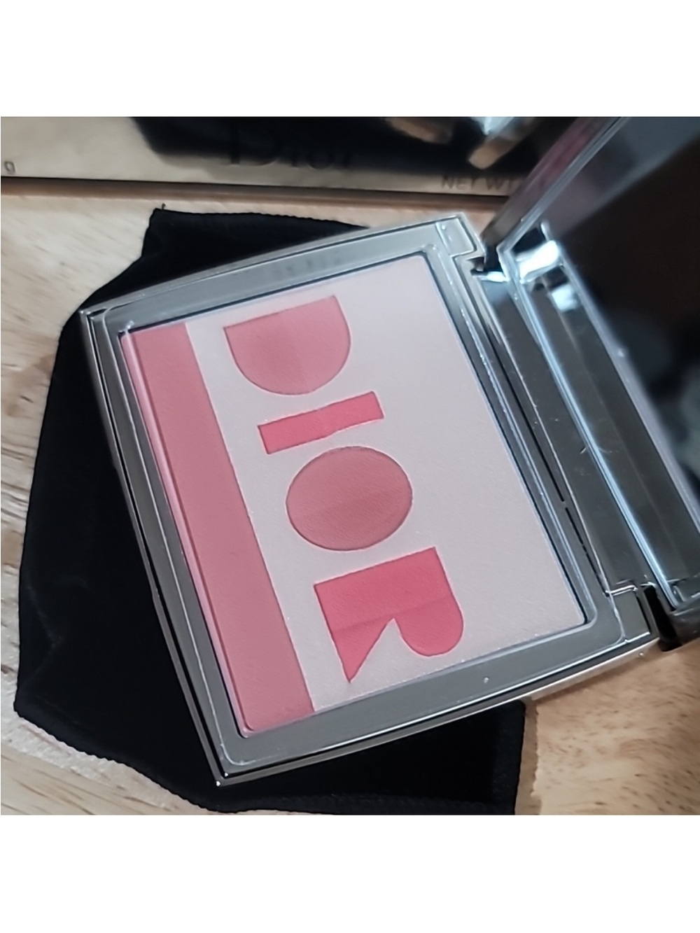 Dior  004 Origami  Blush